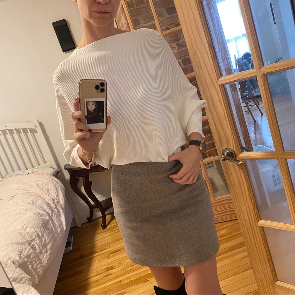 Sweater - Picture 2 of 6